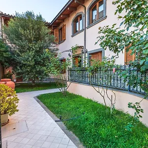Appartement Casa Lilla 1 E 2