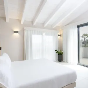 Ros'e Mari Hotel