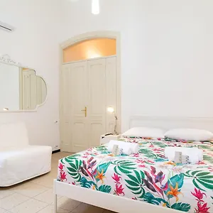  Bed and breakfast Juighissa Leonora
