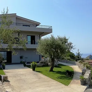 Apartment La Casa Del Riccio 